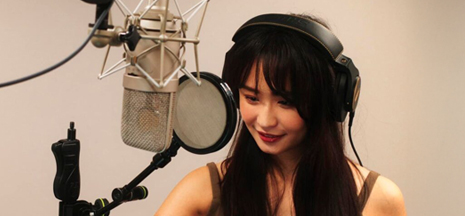 電子琴兼女主唱 【ELIN】